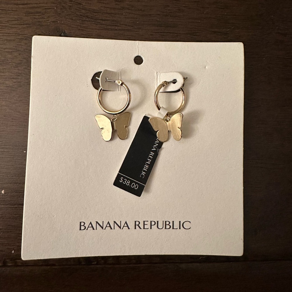 Banana Republic Butterfly Earrings in Gold